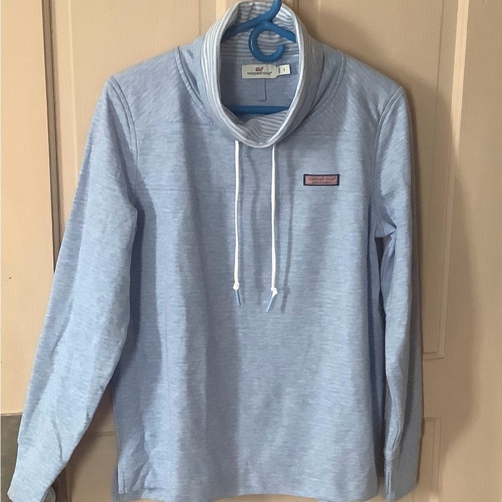 Womens VINEYARD VINES Funnel Neck Sweatshirt from MARTHA’s VINEYARD Size Small